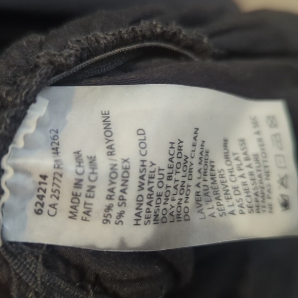 Dex Black Ruched Stretch Long Sleeve Top - Size M NWT - Picture 5 of 7